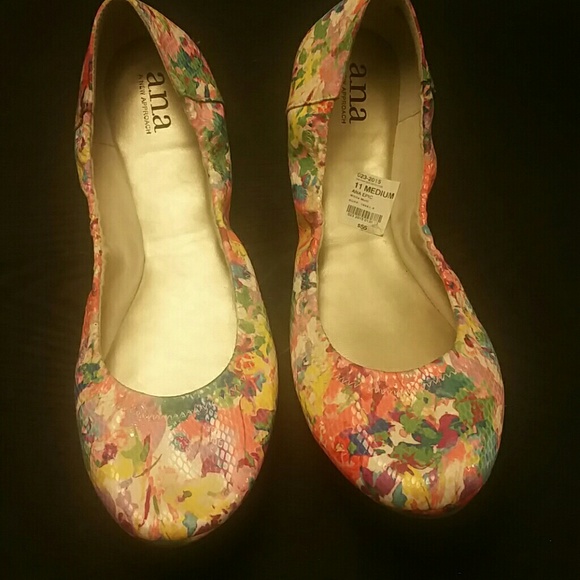 Ana spring color flats size 11 - Picture 1 of 3